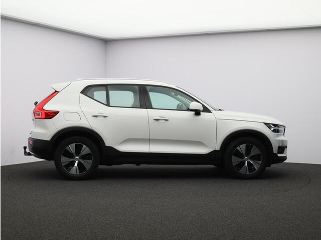Volvo XC40 T5 Twin Engine Momentum Pro / Trekhaak / 360 camera / Elektr. bed. achterklep
