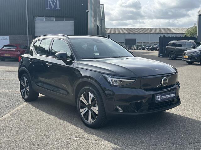 Volvo XC40 Recharge Plus 70 kWh VAN: € 32.900- VOOR: € 30.877,- UW HERFSTVOORDEEL: € 2.023-| SOH 92%| ADAPTIVE CRUISE| ELEK. ACHTERKLEP| STOEL + STUURVERWARMING| DODE HOEK SENSOR|