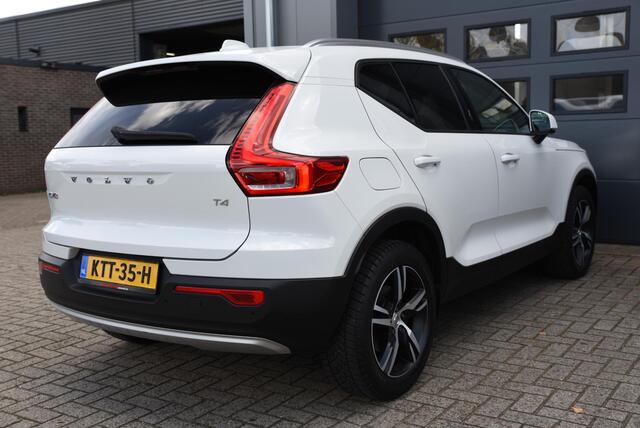 Volvo XC40 2.0 T4 Inscription 360Graden Camera - Elektrische Stoelen met memory