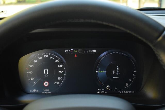 Volvo XC40 1.5 T4 Recharge Inscription |TREKHAAK|CAMERA|ACC
