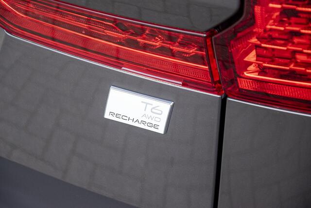 Volvo XC60 RECHARGE T6 PLUS BRIGHT 22 INCH / ¤5000,- KORTING