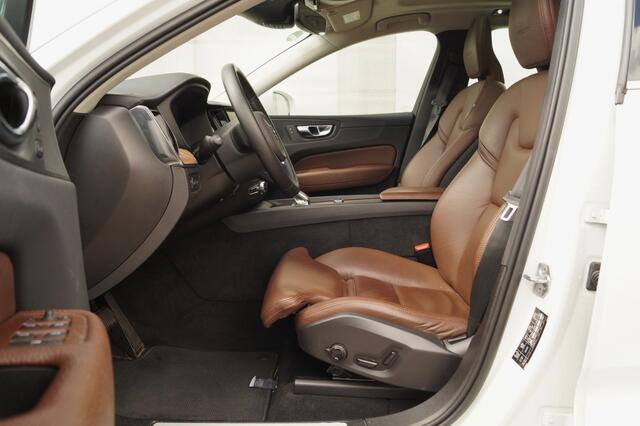Volvo XC60 2.0 T8 TwinEngine 304pk AWD Inscription -PANO-LEER-