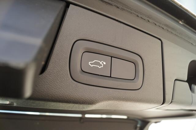 Volvo XC60 2.0 T8 TwinEngine 304pk AWD Inscription -PANO-LEER-