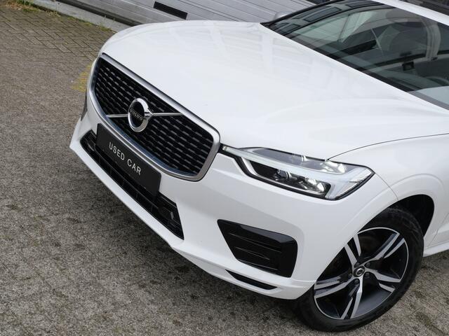 Volvo XC60 T4 R-Design | Trekhaak | CarPlay | Panoramadak | Camera | Stoelverwarming