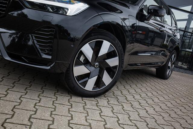 Volvo XC60 2.0 Recharge T8 AWD Ultimate Dark , Pano, Harman/Kardon, 360-camera