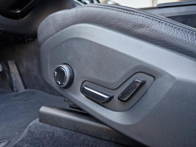 Volvo XC60 2.0 T5 AWD Momentum | Pano | Electr. Stoel + Memory | Cruise | PDC | Apple Carplay \ Android Auto |