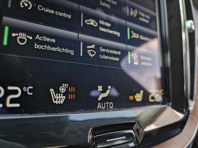 Volvo XC60 2.0 T5 AWD Inscription | BLIS | Leder | Camera | Navi | Stoelverwarming | 4S Banden |