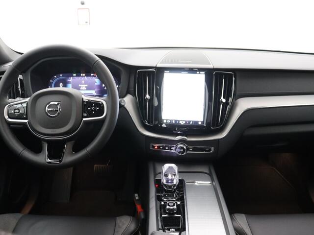 Volvo XC60 2.0 T6 AWD Ultra Dark