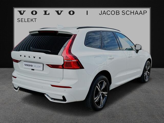 Volvo XC60 2.0 B5 R-Design / Panoramadak / 4 zone climat control / HarmanKardon audio /
