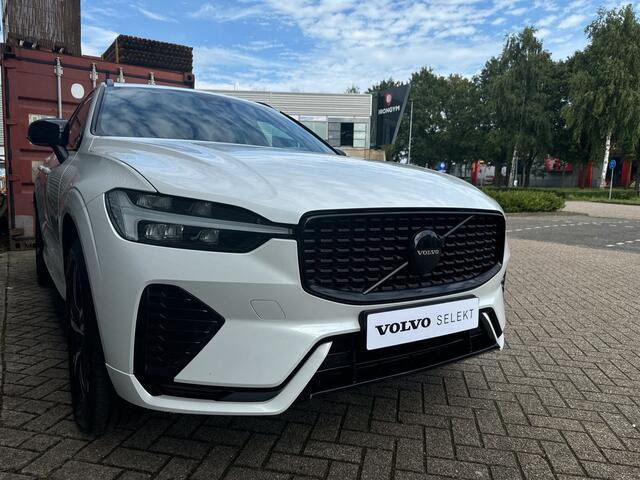 Volvo XC60 2.0 B5 R-Design / Panoramadak / 4 zone climat control / HarmanKardon audio /