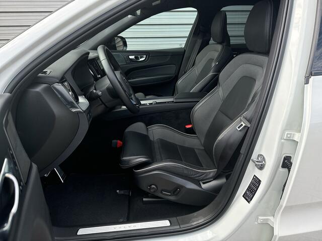 Volvo XC60 2.0 B5 R-Design / Panoramadak / 4 zone climat control / HarmanKardon audio /