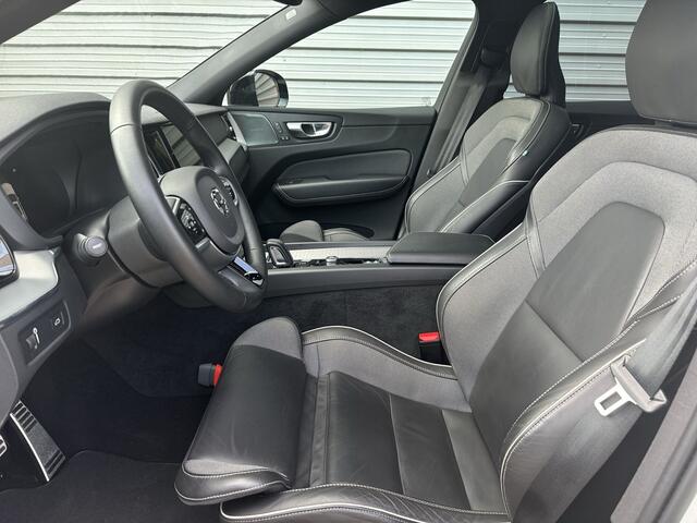 Volvo XC60 2.0 B5 R-Design / Panoramadak / 4 zone climat control / HarmanKardon audio /