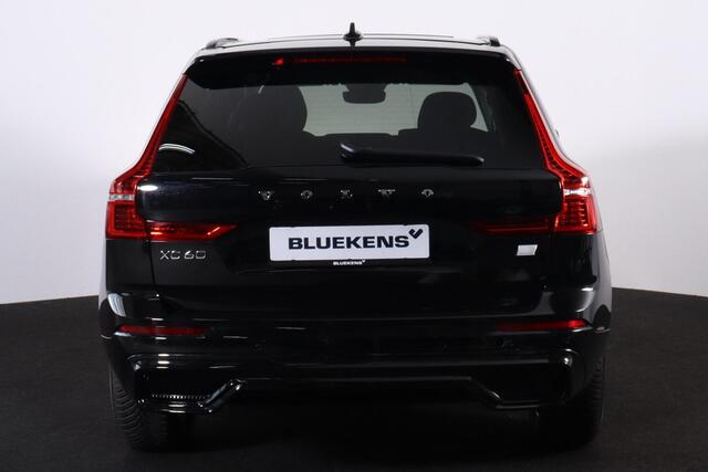 Volvo XC60 Recharge T6 AWD Plus Dark - LONG RANGE - Panorama/schuifdak - IntelliSafe Assist & Surround - Harman/Kardon audio - Adaptieve LED koplampen - Parkeercamera achter - Verwarmde voorstoelen, stuur & achterbank - Parkeersensoren voor & achter - Elektr. bedien