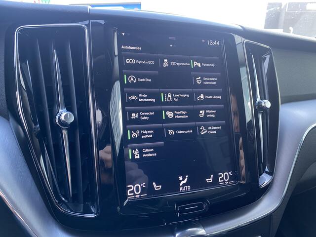 Volvo XC60 B5 Momentum Pro | Trekhaak | Pilot Assist | Apple CarPlay | Stuurverwarming