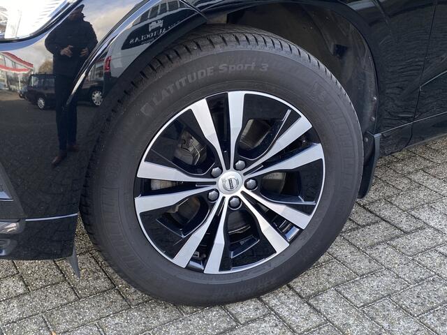 Volvo XC60 B5 Momentum Pro | Trekhaak | Pilot Assist | Apple CarPlay | Stuurverwarming