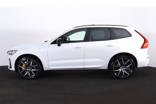 Volvo XC60 T8 AWD Polestar Engineered - LONG RANGE - IntelliSafe Assist & Surround - 360° Camera - Bowers & Wilkins audio - Verwarmde voorstoelen, stuur & achterbank - Parkeersensoren voor & achter - Elektr. bedienb. voorstoelen met geheugen - Draadloze tel. lader -
