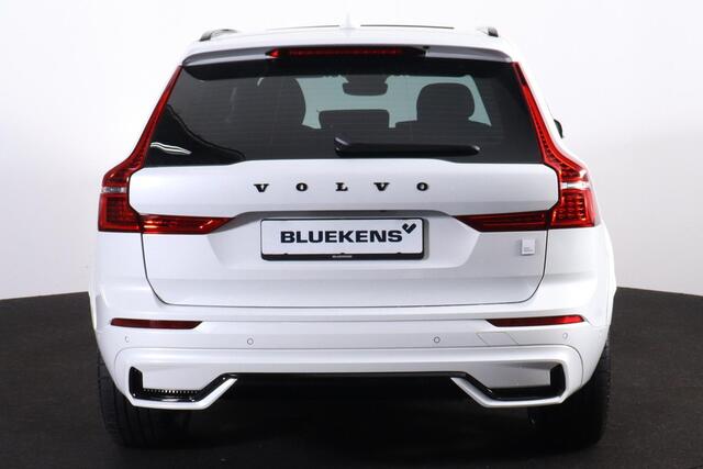 Volvo XC60 T8 AWD Polestar Engineered - LONG RANGE - IntelliSafe Assist & Surround - 360° Camera - Bowers & Wilkins audio - Verwarmde voorstoelen, stuur & achterbank - Parkeersensoren voor & achter - Elektr. bedienb. voorstoelen met geheugen - Draadloze tel. lader -