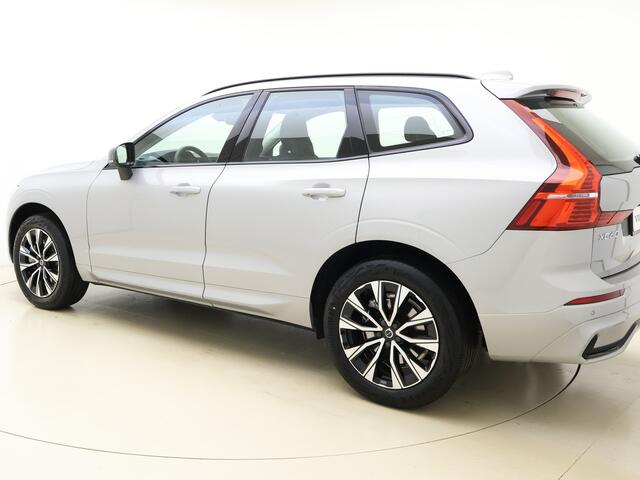 Volvo XC60 B4 211pk Plus Dark / FULL-LED / PDC + CAM / Trekhaak / BLIS / Adapt. Cruise / Stoel + Stuurw. Verwarming / Elektr. Stoelen + geheugen / Elektr. achterklep /
