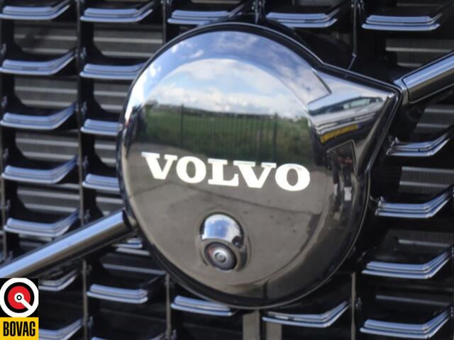 Volvo XC60 2.0 Recharge T6 AWD Ultimate Black Edition