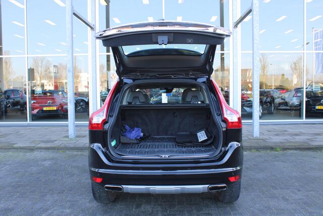 Volvo XC60 2.0 T5 FWD Polar+ / Keyless | Elekt. Stoel / pano dak / Verw. Stuurwiel / Camera / Trekhaak / PDC