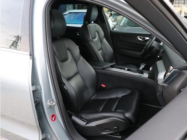 Volvo XC60 2.0 T5 AWD Inscription I Panoramadak I Trekhaak I Leder