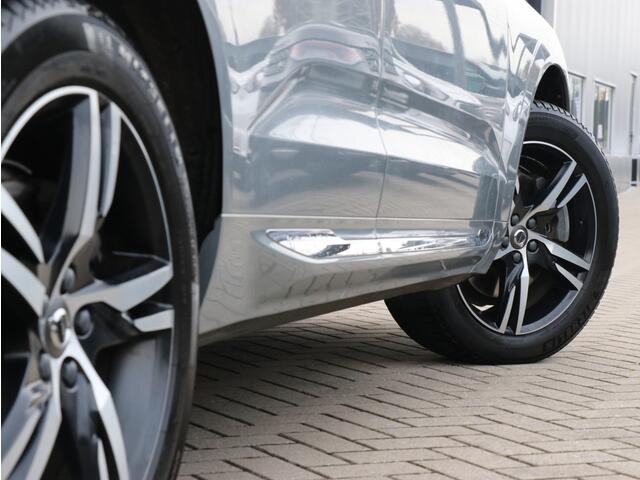 Volvo XC60 2.0 T5 AWD Inscription I Panoramadak I Trekhaak I Leder