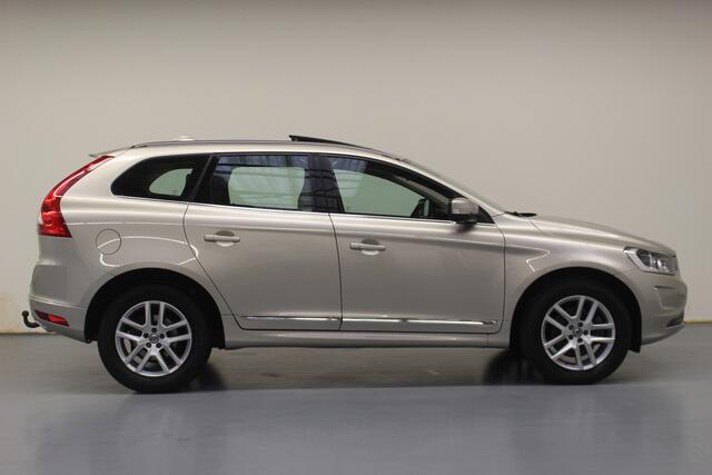 Volvo XC60 T5 Summum Automaat | Rijklaarprijs | Trekhaak | Pano dak | Leer |