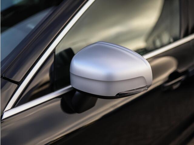 Volvo XC60 2.0 T4 Inscription | Pano | HUD | Camera | Carplay | BLIS