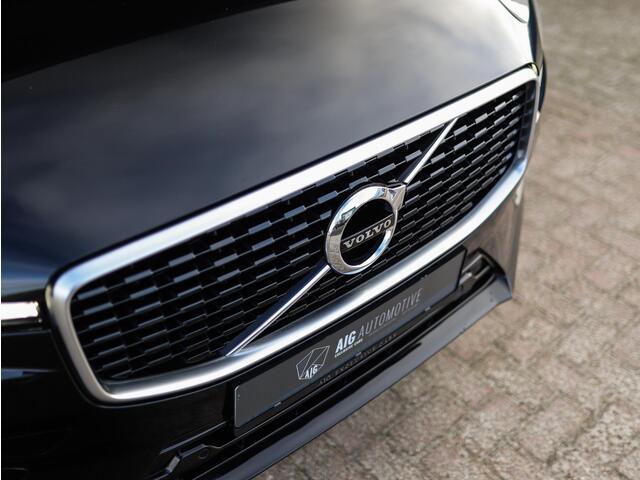 Volvo XC60 2.0 T4 Inscription | Pano | HUD | Camera | Carplay | BLIS