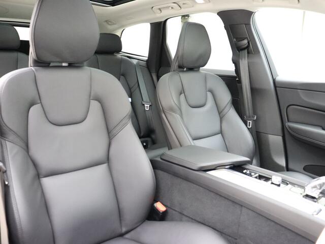 Volvo XC60 T6 350pk AWD Inscription / Long range / H&K Audio / Leder / Panoramadak / FULL-LED / Stoel + Stuurw. Verwarming / Elektr. Bestuurdersstoel / 360 Camera / Trekhaak / 19'' / ACC / Draadloze oplader /