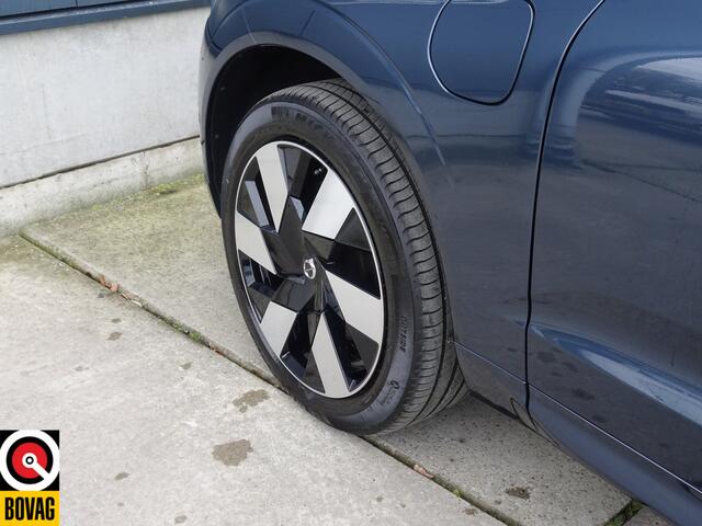 Volvo XC60 2.0 T6 Plug-in hybrid AWD Plus Dark