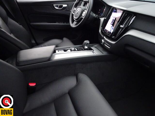 Volvo XC60 2.0 T6 Plug-in hybrid AWD Plus Dark