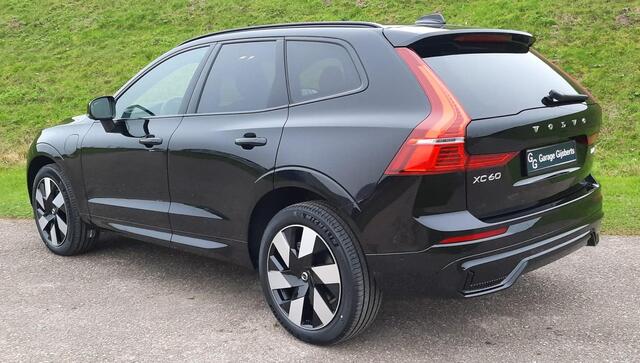 Volvo XC60 2.0 T6 Plug-in hybrid AWD Plus Dark Nappa Leder - 360 Camera - Ligthing Pack - Harman Kardon Sound - Privacy Glas - 20 inch lichtmetaal - Voorruit verwarming