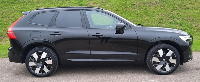 Volvo XC60 2.0 T6 Plug-in hybrid AWD Plus Dark Nappa Leder - 360 Camera - Ligthing Pack - Harman Kardon Sound - Privacy Glas - 20 inch lichtmetaal - Voorruit verwarming