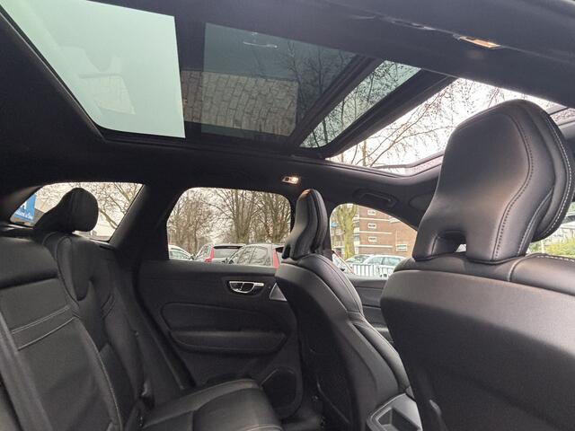 Volvo XC60 T6 Recharge 340pk AWD R-Design B&W Massage Head-Up