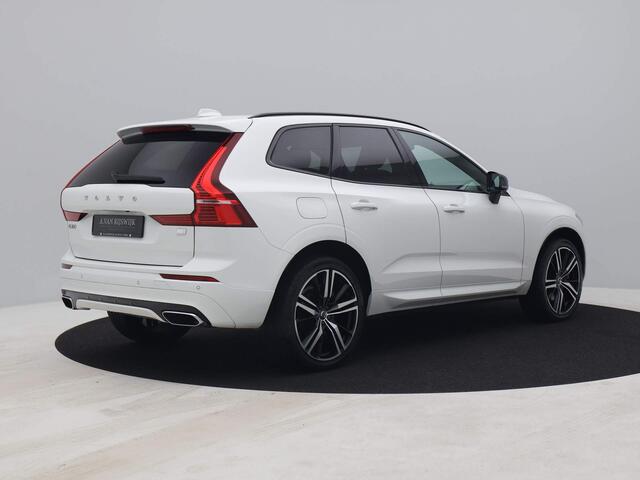 Volvo XC60 2.0 Recharge T6 AWD R-Design | PANO | ADAPTIVE | STOEL- EN STUURVERW. | ELEK. TREKHAAK