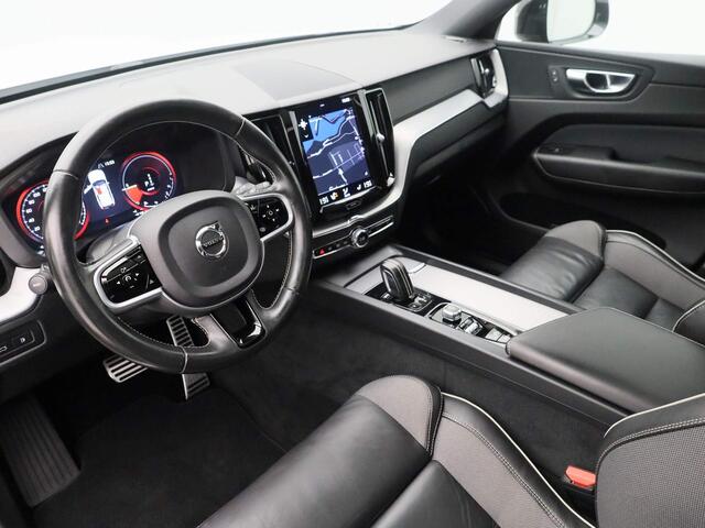Volvo XC60 2.0 Recharge T6 AWD R-Design | PANO | ADAPTIVE | STOEL- EN STUURVERW. | ELEK. TREKHAAK