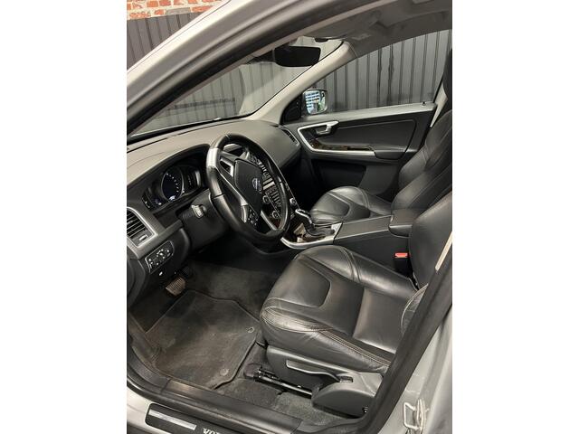 Volvo XC60 2.0 T6 FWD Summum Panoramadak!