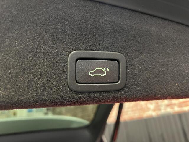Volvo XC60 2.0 T6 FWD Summum Panoramadak!