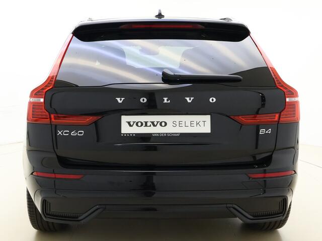 Volvo XC60 B4 Plus Dark / 360 Camera / H&K Audio / Panoramadak / Adapt. Cruise / Elektr. Stoelen