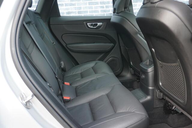 Volvo XC60 2.0 T6 Plug-in hybrid AWD Ultimate Dark