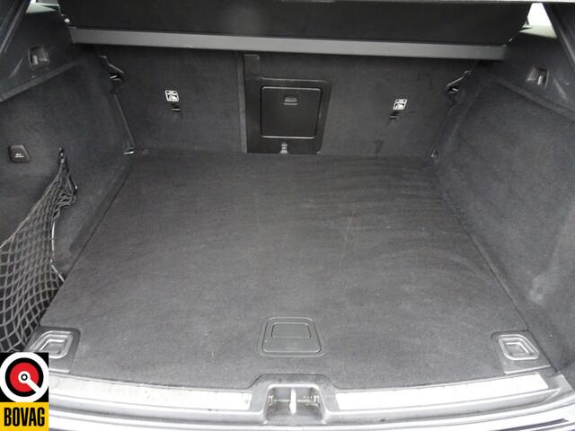 Volvo XC60 2.0 B5 R-Design