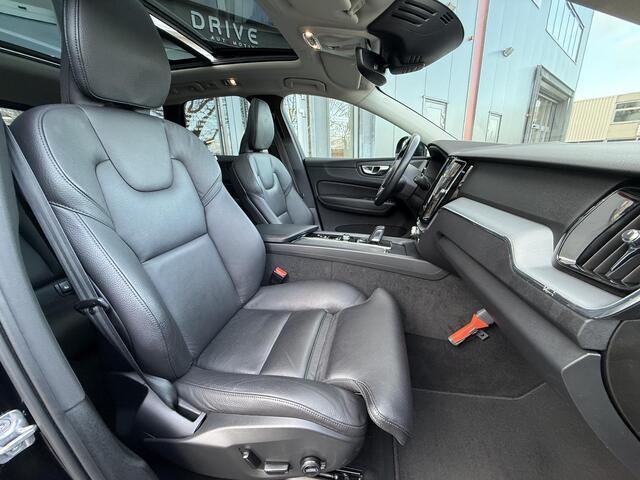 Volvo XC60 2.0 B5 Momentum Exclusive |Pano|Carplay|Leer|HUD|El.Trekhaak|19"R-Design|Harman/Kardon|
