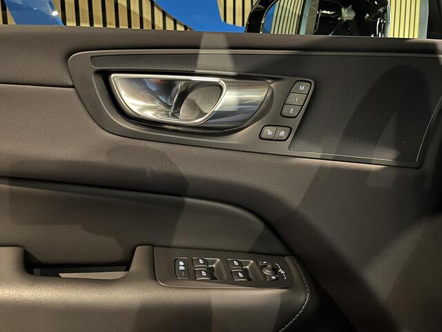Volvo XC60 2.0 T6 Plug-in hybrid AWD Plus Bright Pano Leder C