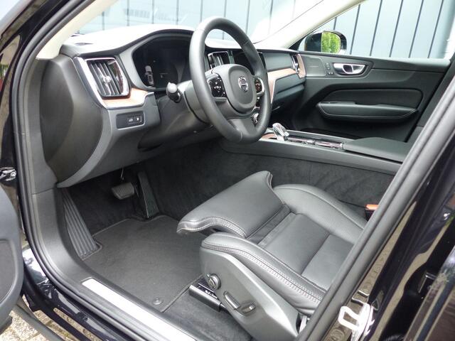 Volvo XC60 Recharge T6 AWD Ultimate Dark |Luchtvering|Massage|