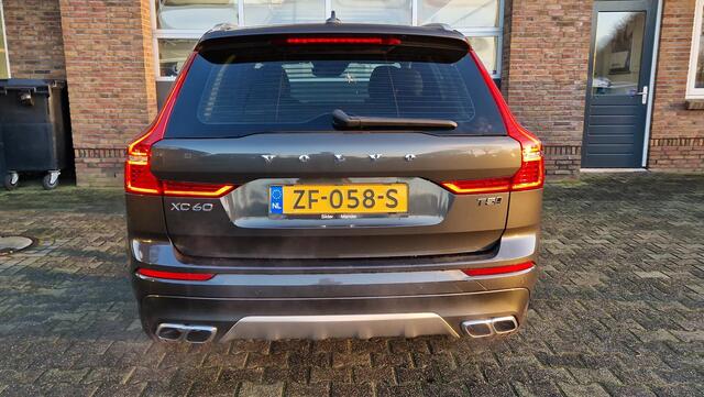 Volvo XC60 2.0 T5 AWD Momentum 1e eig. NIEUWSTAAT NED AUTO