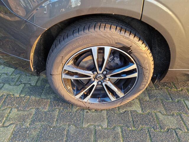 Volvo XC60 2.0 T5 AWD Momentum 1e eig. NIEUWSTAAT NED AUTO