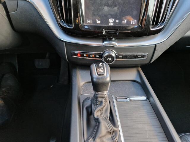 Volvo XC60 2.0 T5 AWD Momentum 1e eig. NIEUWSTAAT NED AUTO
