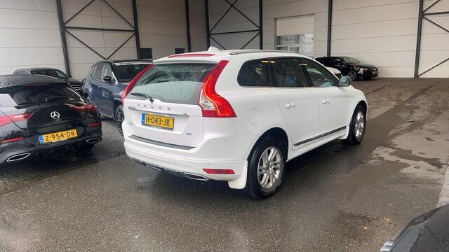 Volvo XC60 2.4 D4 R-Design