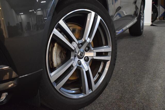 Volvo XC60 2.0 B5 250pk AUT8 Inscription Adapt. Cruise/ Camera/ Verw. stuurwiel, Stoelen en Voorruit